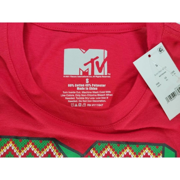 MTV Christmas Holiday Tshirt Womens S Red Graphic Runs Small See Measurements - Picture 3 of 3